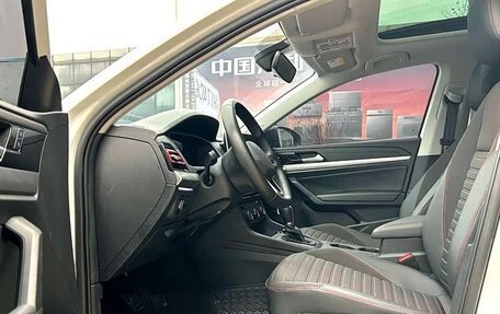 Volkswagen Lavida, 2022 год, 1 140 004 рублей, 12 фотография