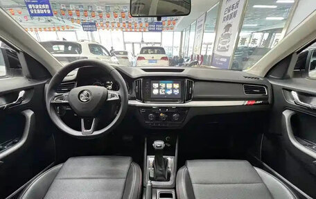 Skoda Kamiq I, 2021 год, 1 300 000 рублей, 10 фотография