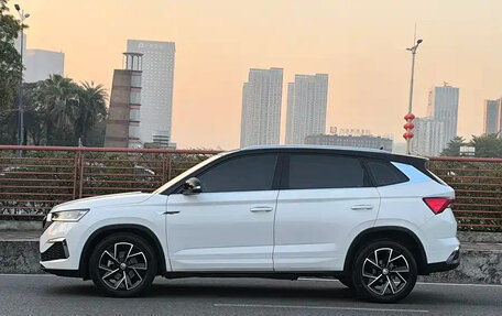 Skoda Kamiq I, 2021 год, 1 295 000 рублей, 4 фотография