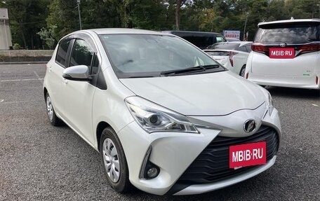 Toyota Vitz, 2017 год, 955 007 рублей, 3 фотография