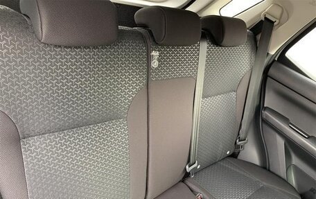 Toyota Raize I, 2023 год, 28 фотография