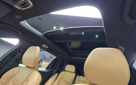 Volvo V60 II, 2022 год, 5 750 000 рублей, 12 фотография