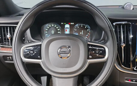 Volvo V60 II, 2022 год, 5 750 000 рублей, 14 фотография