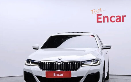 BMW 5 серия, 2022 год, 6 400 000 рублей, 3 фотография