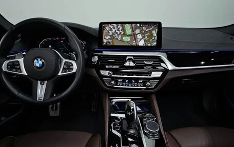 BMW 5 серия, 2022 год, 6 400 000 рублей, 7 фотография