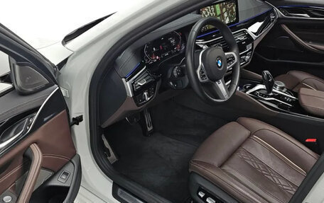 BMW 5 серия, 2022 год, 6 400 000 рублей, 11 фотография