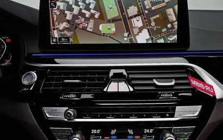 BMW 5 серия, 2022 год, 6 400 000 рублей, 14 фотография