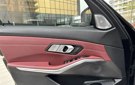 BMW 3 серия, 2021 год, 2 700 000 рублей, 8 фотография