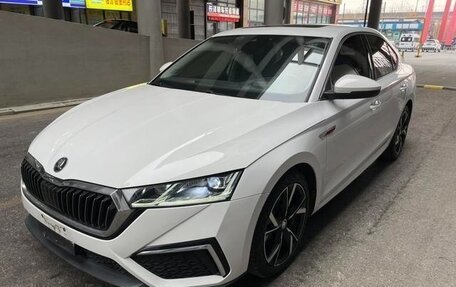 Skoda Octavia IV, 2021 год, 2 000 000 рублей, 1 фотография