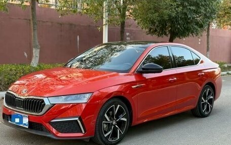 Skoda Octavia IV, 2021 год, 2 000 000 рублей, 1 фотография