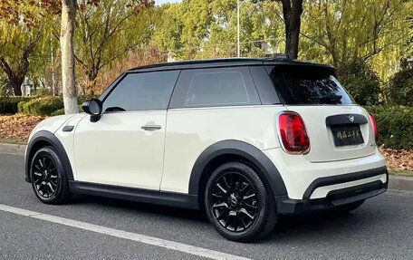 MINI Hatch, 2021 год, 1 700 000 рублей, 4 фотография