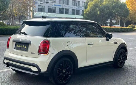MINI Hatch, 2021 год, 1 700 000 рублей, 6 фотография