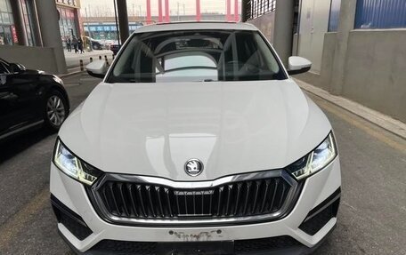 Skoda Octavia IV, 2021 год, 2 000 000 рублей, 2 фотография