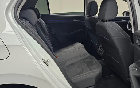 Volkswagen Golf VIII, 2022 год, 2 900 000 рублей, 12 фотография