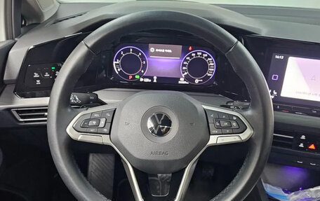 Volkswagen Golf VIII, 2022 год, 2 900 000 рублей, 13 фотография