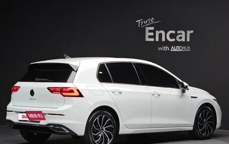 Volkswagen Golf VIII, 2022 год, 2 900 000 рублей, 2 фотография