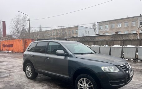 Volkswagen Touareg III, 2003 год, 500 000 рублей, 2 фотография