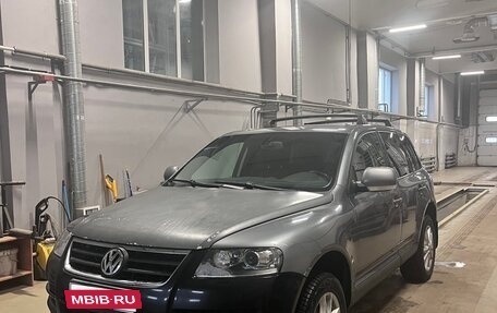 Volkswagen Touareg III, 2003 год, 500 000 рублей, 4 фотография