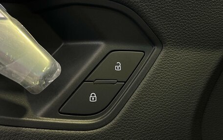 Audi Q3, 2025 год, 4 990 000 рублей, 22 фотография