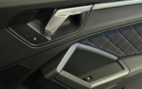 Audi Q3, 2025 год, 4 990 000 рублей, 28 фотография