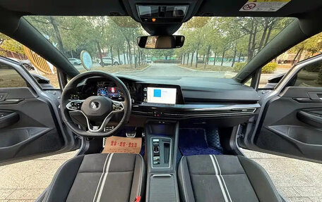 Volkswagen Golf VIII, 2022 год, 1 350 000 рублей, 11 фотография