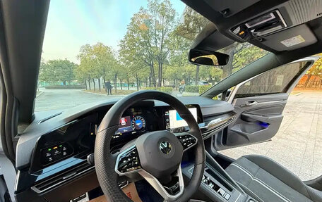 Volkswagen Golf VIII, 2022 год, 1 350 000 рублей, 10 фотография