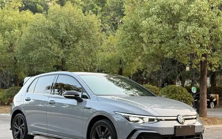 Volkswagen Golf VIII, 2022 год, 1 350 000 рублей, 3 фотография