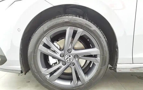 Volkswagen Golf VIII, 2022 год, 1 310 000 рублей, 23 фотография