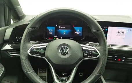 Volkswagen Golf VIII, 2022 год, 1 310 000 рублей, 10 фотография