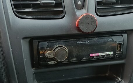 Renault Logan II, 2019 год, 540 000 рублей, 19 фотография