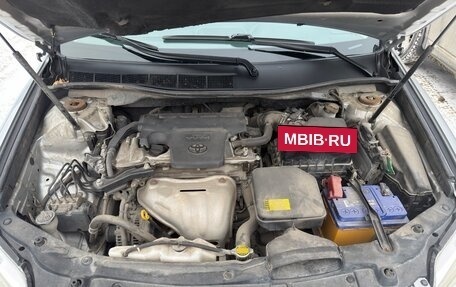 Toyota Camry, 2011 год, 2 050 000 рублей, 22 фотография