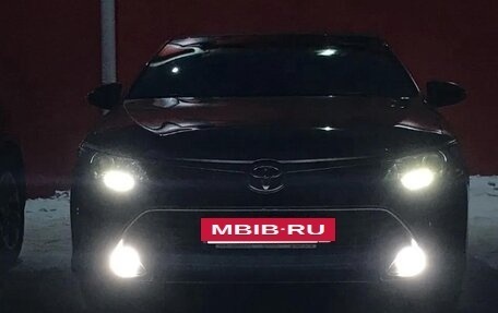 Toyota Camry, 2015 год, 2 100 000 рублей, 5 фотография