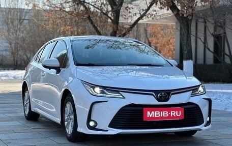 Toyota Corolla, 2021 год, 1 350 000 рублей, 3 фотография