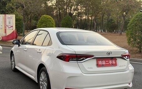 Toyota Corolla, 2021 год, 1 350 000 рублей, 5 фотография