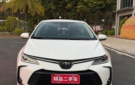 Toyota Corolla, 2021 год, 1 350 000 рублей, 2 фотография