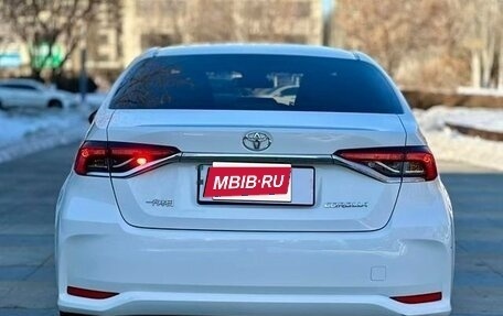 Toyota Corolla, 2021 год, 1 350 000 рублей, 5 фотография