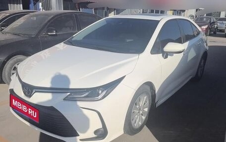 Toyota Corolla, 2021 год, 1 350 000 рублей, 1 фотография
