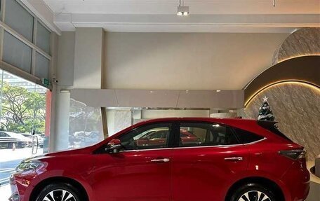 Toyota Harrier, 2016 год, 1 790 000 рублей, 5 фотография