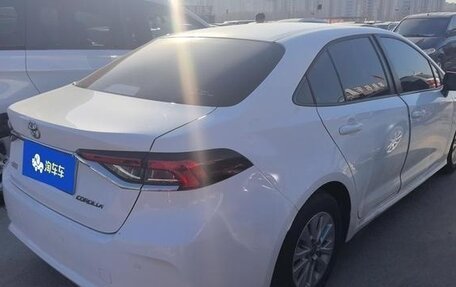 Toyota Corolla, 2021 год, 1 350 000 рублей, 4 фотография