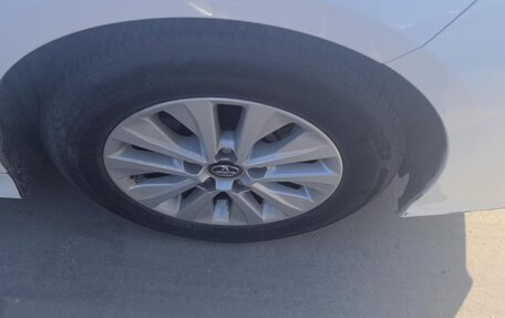 Toyota Corolla, 2021 год, 1 350 000 рублей, 6 фотография