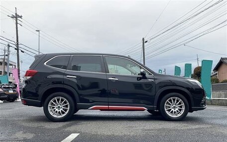 Subaru Forester, 2022 год, 2 342 000 рублей, 2 фотография