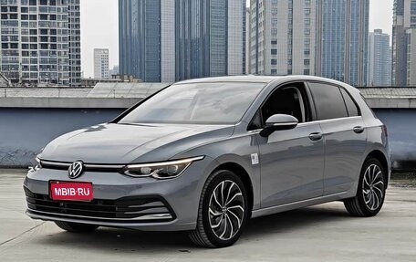 Volkswagen Golf VIII, 2024 год, 2 060 325 рублей, 1 фотография