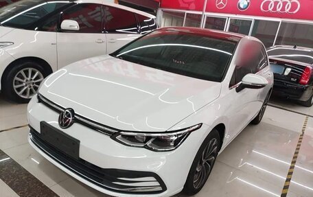 Volkswagen Golf VIII, 2024 год, 2 080 325 рублей, 1 фотография