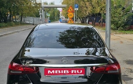 Mercedes-Benz E-Класс, 2023 год, 8 333 000 рублей, 4 фотография