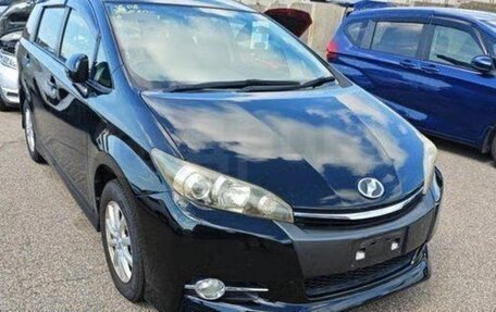 Toyota Wish II, 2014 год, 1 650 000 рублей, 13 фотография