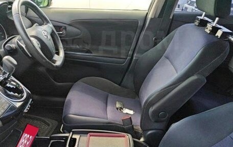 Toyota Wish II, 2014 год, 1 650 000 рублей, 23 фотография