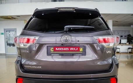 Toyota Highlander III, 2014 год, 3 098 000 рублей, 6 фотография