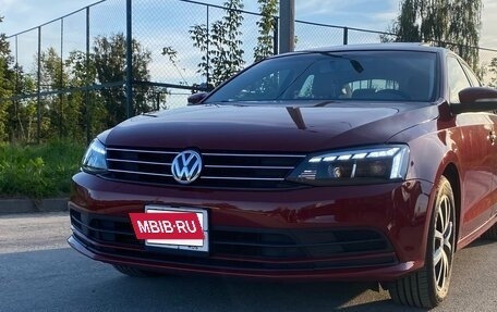 Volkswagen Jetta VI, 2017 год, 1 400 000 рублей, 2 фотография