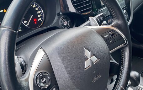 Mitsubishi Outlander III рестайлинг 3, 2013 год, 1 430 000 рублей, 11 фотография