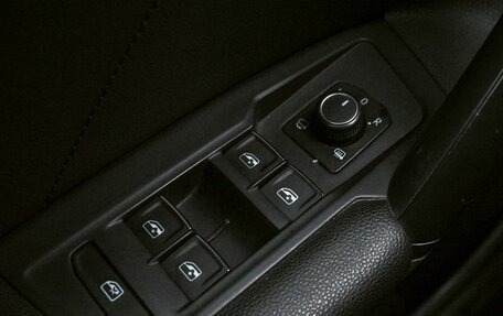 Volkswagen Tiguan II, 2017 год, 2 549 000 рублей, 17 фотография